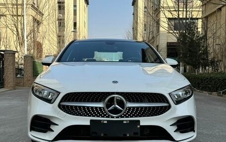 Mercedes-Benz A-Класс, 2021 год, 2 200 000 рублей, 3 фотография