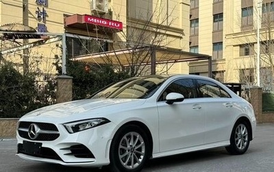 Mercedes-Benz A-Класс, 2021 год, 2 200 000 рублей, 1 фотография