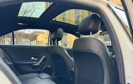 Mercedes-Benz A-Класс, 2021 год, 2 200 000 рублей, 12 фотография