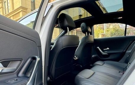 Mercedes-Benz A-Класс, 2021 год, 2 200 000 рублей, 13 фотография