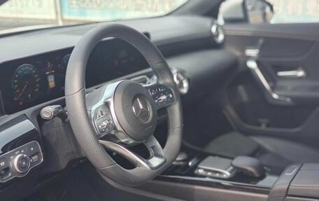 Mercedes-Benz A-Класс, 2021 год, 2 200 000 рублей, 8 фотография