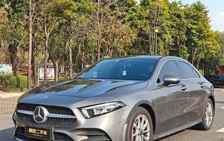 Mercedes-Benz A-Класс, 2021 год, 2 200 000 рублей, 3 фотография