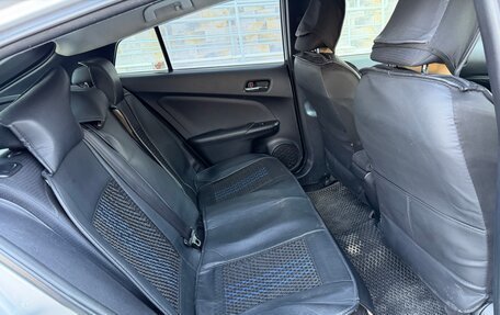 Toyota Prius IV XW50, 2016 год, 1 100 000 рублей, 4 фотография