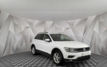 Volkswagen Tiguan II, 2018 год, 1 933 000 рублей, 3 фотография