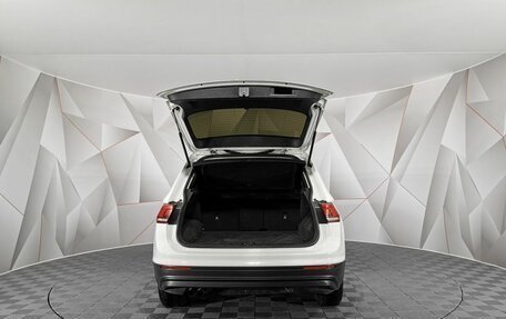 Volkswagen Tiguan II, 2018 год, 1 933 000 рублей, 12 фотография