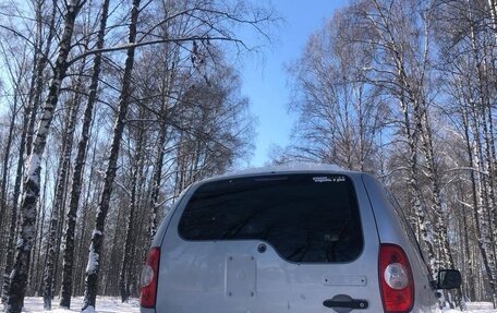 Chevrolet Niva I рестайлинг, 2005 год, 377 777 рублей, 6 фотография