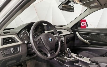 BMW 3 серия, 2017 год, 1 715 000 рублей, 12 фотография