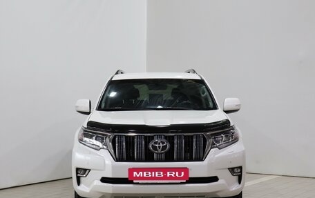 Toyota Land Cruiser Prado 150 рестайлинг 2, 2018 год, 4 425 000 рублей, 2 фотография