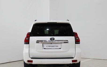 Toyota Land Cruiser Prado 150 рестайлинг 2, 2018 год, 4 425 000 рублей, 6 фотография