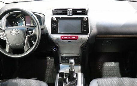 Toyota Land Cruiser Prado 150 рестайлинг 2, 2018 год, 4 425 000 рублей, 15 фотография