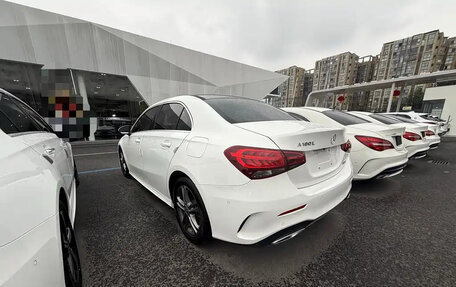 Mercedes-Benz A-Класс, 2022 год, 1 790 000 рублей, 4 фотография