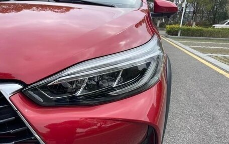 Toyota Yaris XP150 рестайлинг, 2021 год, 1 200 000 рублей, 3 фотография