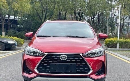 Toyota Yaris XP150 рестайлинг, 2021 год, 1 200 000 рублей, 2 фотография