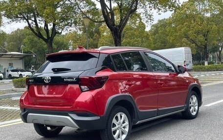 Toyota Yaris XP150 рестайлинг, 2021 год, 1 200 000 рублей, 4 фотография