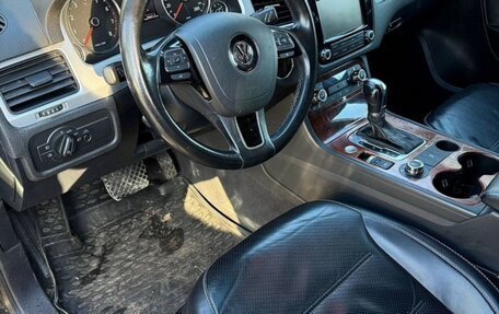 Volkswagen Touareg III, 2013 год, 950 000 рублей, 7 фотография