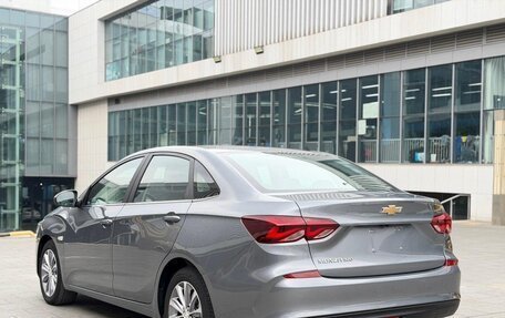 Chevrolet Monza, 2022 год, 1 370 069 рублей, 2 фотография