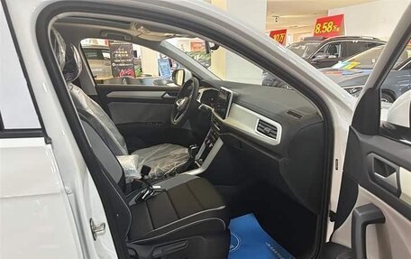 Volkswagen T-Roc I, 2026 год, 2 430 000 рублей, 17 фотография