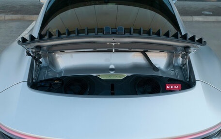 Porsche 911, 2022 год, 24 000 000 рублей, 10 фотография