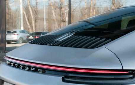 Porsche 911, 2022 год, 24 000 000 рублей, 33 фотография