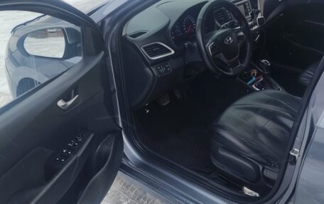 Hyundai Solaris II рестайлинг, 2018 год, 690 000 рублей, 7 фотография