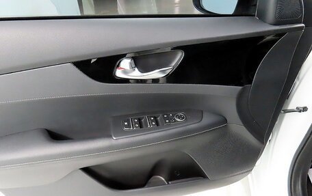 KIA K3, 2022 год, 1 650 007 рублей, 16 фотография