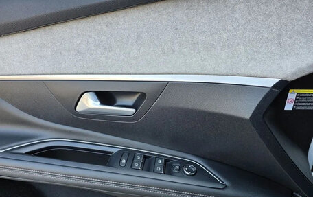 Peugeot 3008 II, 2022 год, 1 690 000 рублей, 16 фотография