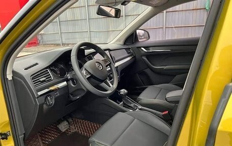 Skoda Kamiq I, 2022 год, 1 920 000 рублей, 8 фотография