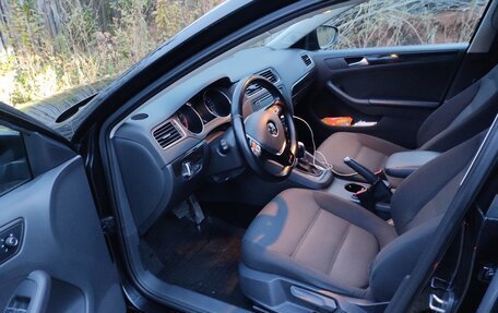 Volkswagen Jetta VI, 2014 год, 1 300 000 рублей, 7 фотография