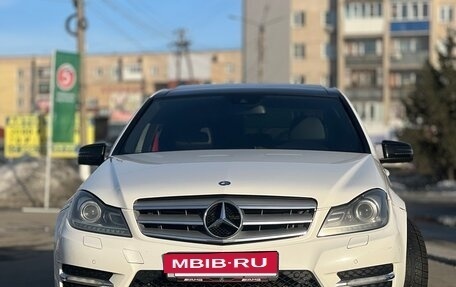 Mercedes-Benz C-Класс, 2013 год, 1 350 000 рублей, 6 фотография