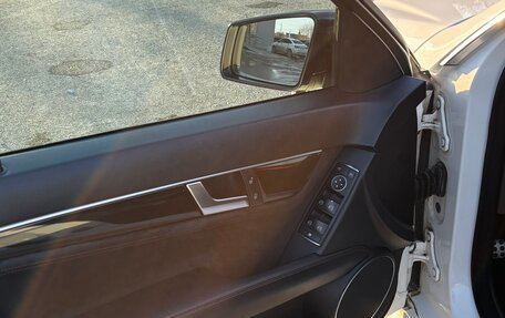 Mercedes-Benz C-Класс, 2013 год, 1 350 000 рублей, 31 фотография