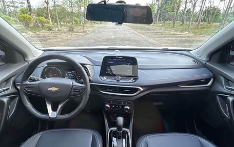 Chevrolet Tracker, 2022 год, 1 080 007 рублей, 9 фотография