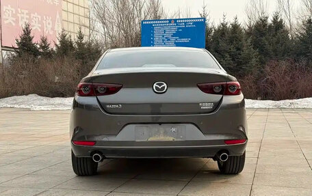 Mazda 3, 2022 год, 1 650 000 рублей, 5 фотография