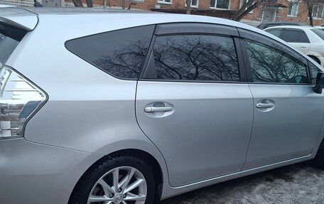 Toyota Prius Alpha I (ZVW40/41), 2011 год, 1 200 000 рублей, 3 фотография