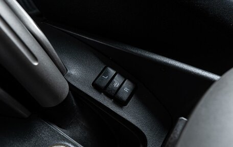 Toyota Auris II, 2008 год, 700 000 рублей, 17 фотография