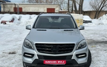 Mercedes-Benz M-Класс, 2013 год, 2 050 000 рублей, 2 фотография