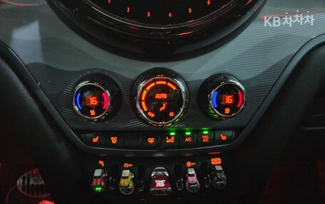 MINI Countryman II (F60), 2022 год, 2 100 000 рублей, 10 фотография