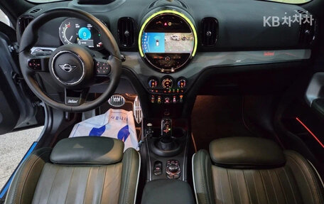 MINI Countryman II (F60), 2022 год, 2 100 000 рублей, 5 фотография