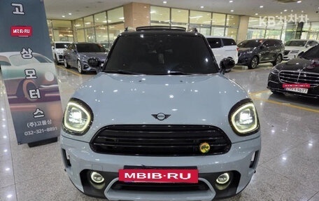 MINI Countryman II (F60), 2022 год, 2 100 000 рублей, 2 фотография
