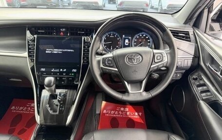 Toyota Harrier, 2019 год, 1 990 000 рублей, 14 фотография