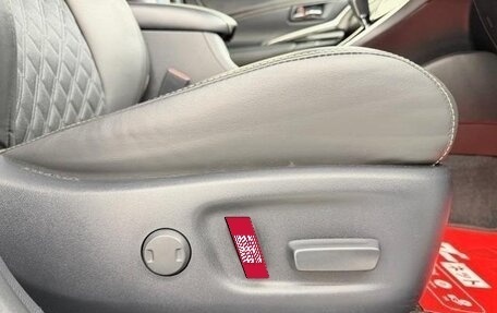 Toyota Harrier, 2019 год, 1 990 000 рублей, 11 фотография