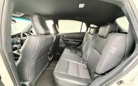 Toyota Harrier, 2019 год, 1 990 000 рублей, 26 фотография