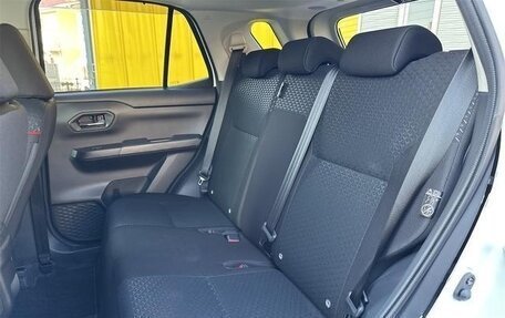 Toyota Raize I, 2023 год, 1 320 000 рублей, 26 фотография