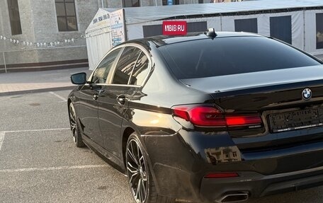 BMW 5 серия, 2021 год, 4 500 000 рублей, 2 фотография