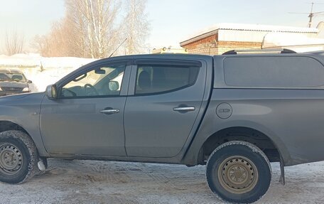 Mitsubishi L200 IV рестайлинг, 2017 год, 1 600 000 рублей, 8 фотография