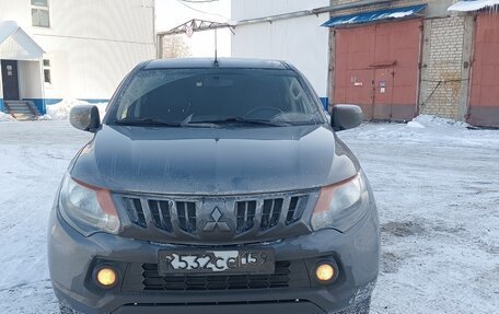 Mitsubishi L200 IV рестайлинг, 2017 год, 1 600 000 рублей, 3 фотография