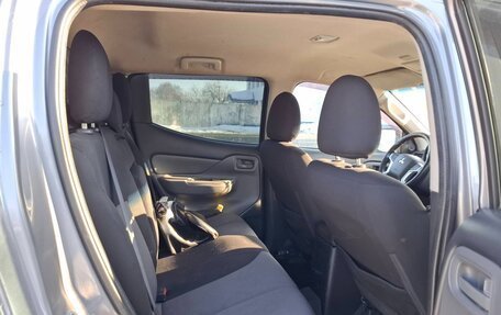 Mitsubishi L200 IV рестайлинг, 2017 год, 1 600 000 рублей, 12 фотография