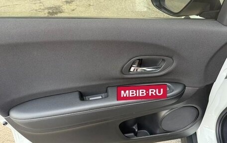 Honda Vezel, 2022 год, 1 750 007 рублей, 16 фотография