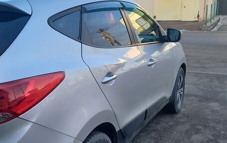 Hyundai ix35 I рестайлинг, 2013 год, 1 300 000 рублей, 5 фотография