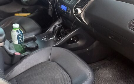 Hyundai ix35 I рестайлинг, 2013 год, 1 300 000 рублей, 14 фотография