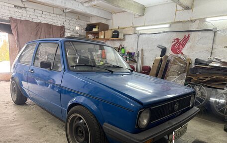 Volkswagen Golf VI, 1982 год, 350 000 рублей, 3 фотография